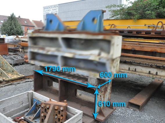 Clamping bloc 1790 x 600 x 610 mm