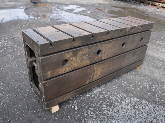 Clamping bloc 1980 x 800 x 500 mm