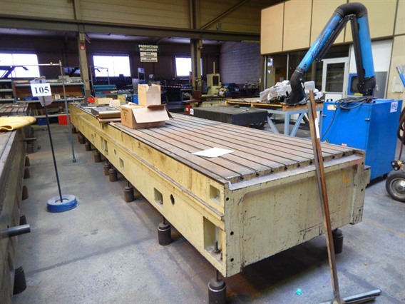 T-slot Table 8970 x 1370 x 640 mm