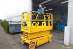 Grove scissor lift