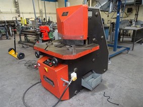 Amada Versa 200 x 6 mm (variable), Hydraulic corner notcher