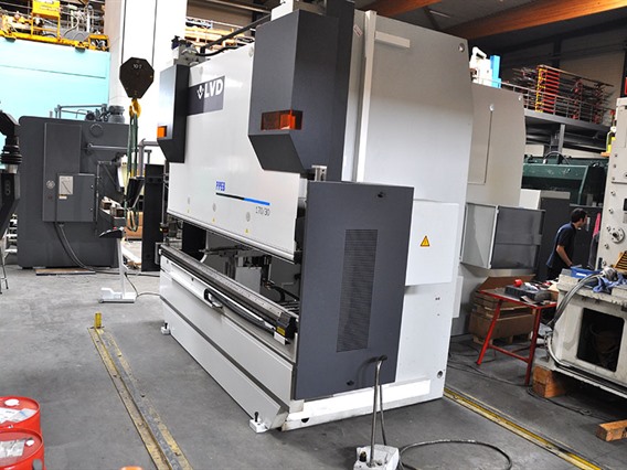 LVD PPEB-EFL Turbo 170 ton x 3100 mm CNC