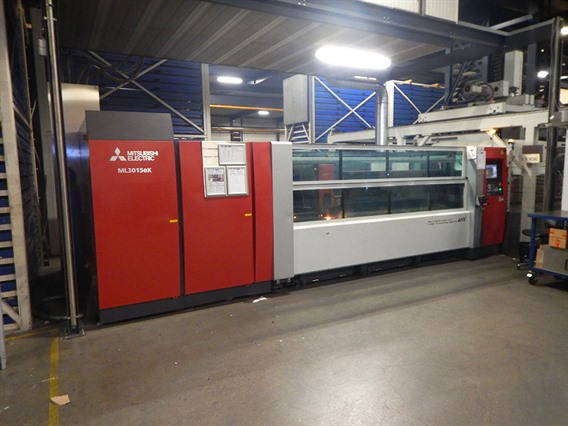 Mitsubishi 3000 x 1500 mm 4,5 kW