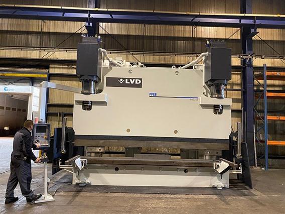 LVD PPEB 640 ton x 4500 mm CNC