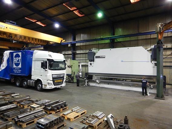 LVD PPEB-H 1000 ton x 8100 mm CNC