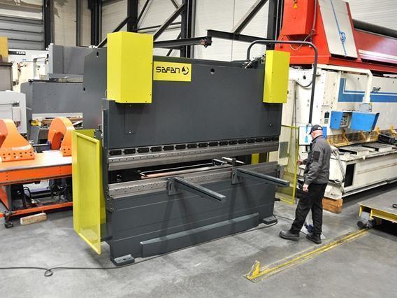 Safan 225 ton x 3200 mm CNC