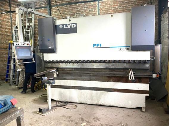 LVD PPI 165 ton x 3100 mm CNC