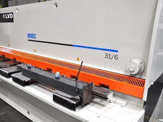 LVD MVSC 3100 x 6 mm CNC