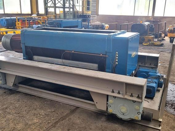 Demag 32 ton x 25 meter