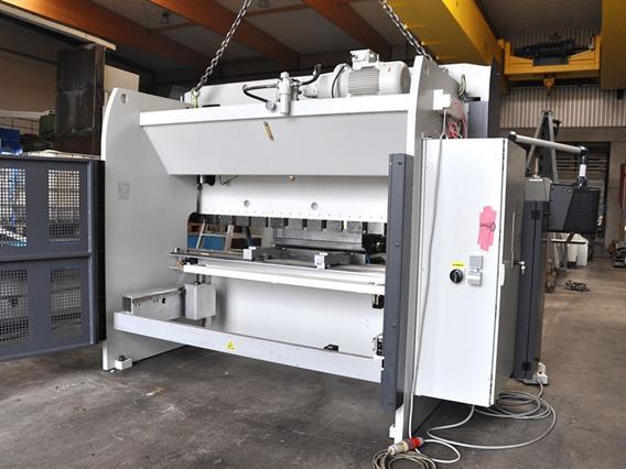 LVD PPS 100 ton x 3050 mm CNC