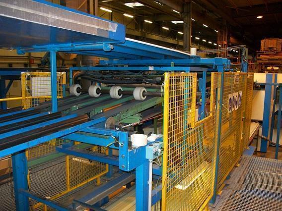 Hennecke Comec sandwich panel line CNC