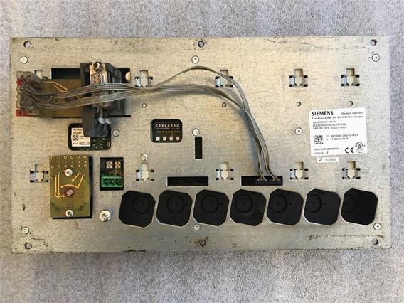 Siemens 6FC5203-0AD10-1AA0 (2)-Maschinensteuertafel OP032S