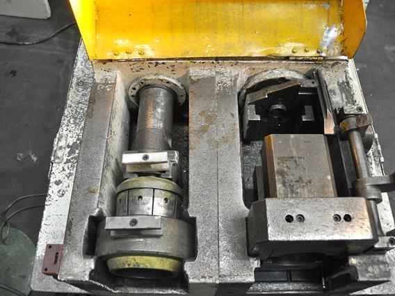 Eagle Car exhaust tube end forming