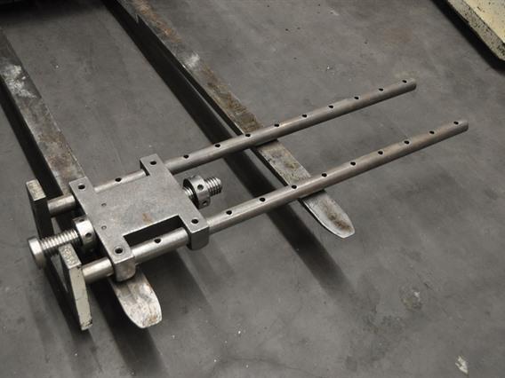 Eagle Car exhaust tube end forming