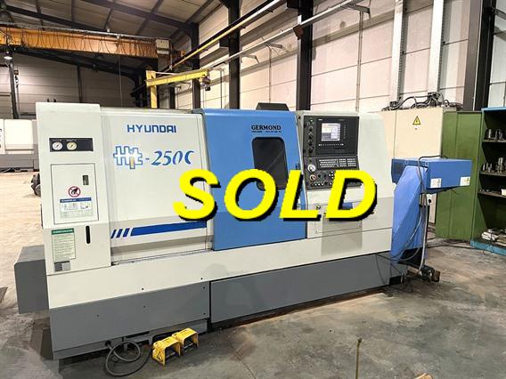 Hyundai HiT-250C Ø 590 x 670 mm CNC