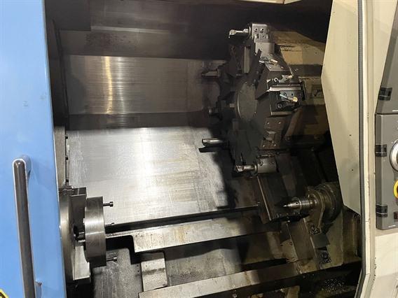 Hyundai HiT-250C Ø 590 x 670 mm CNC