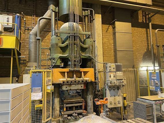 HL 1000 ton 4 column press