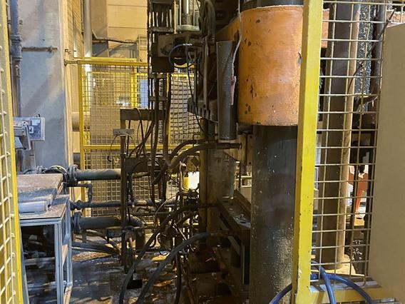 HL 1000 ton 4 column press