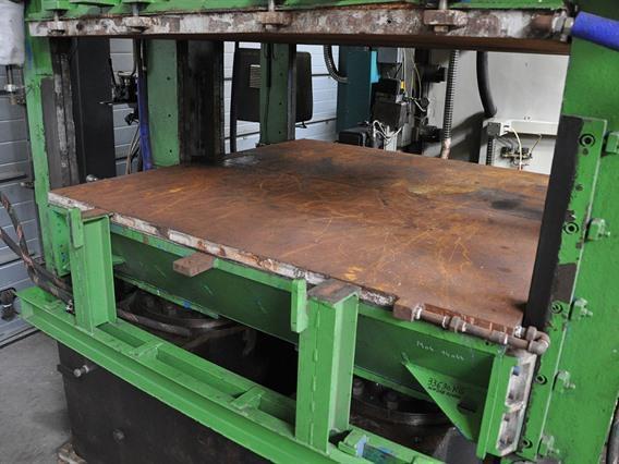 Fontijne 2000 ton heated