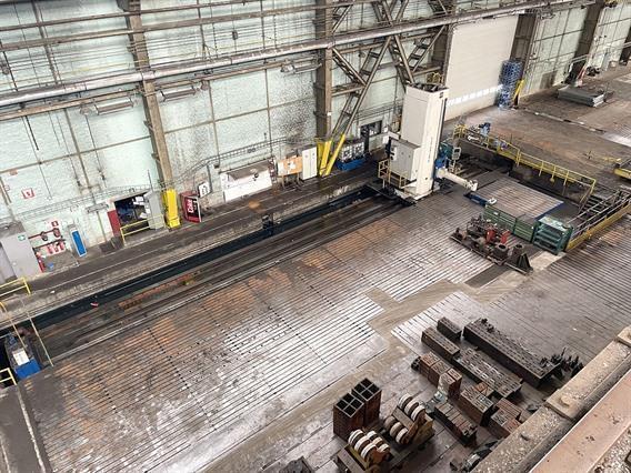 Giddings & Lewis 6 axes X: 24 000 - Y: 2133 - Z: 4572 mm CNC