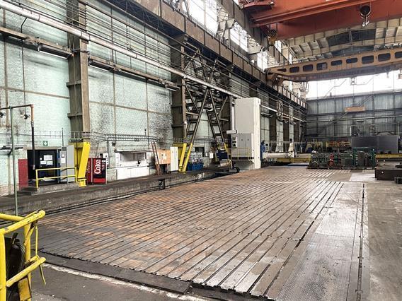 Giddings & Lewis 6 axes X: 24 000 - Y: 2133 - Z: 4572 mm CNC