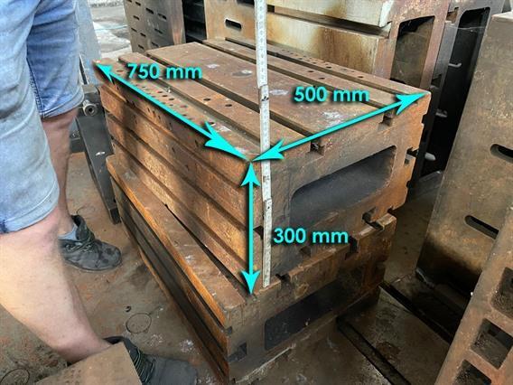 Clamping bloc 750 x 500 x 300 mm