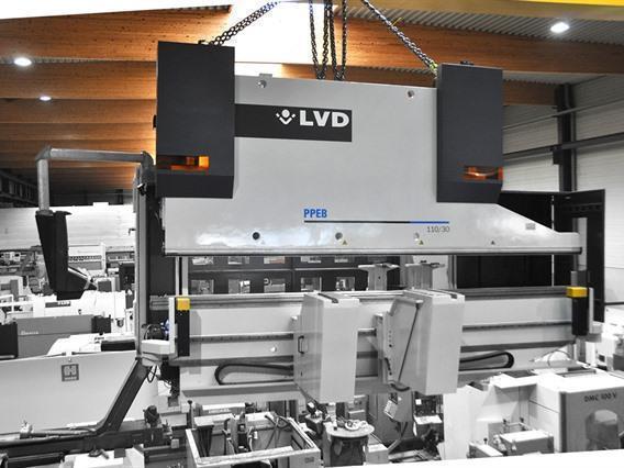 LVD PPEB 110 ton x 3100 mm + 1000 mm CNC