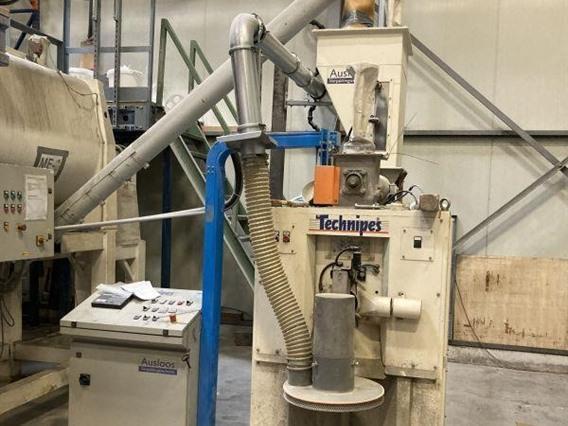 Technipipes wheiging bagging machine  MTC 130/ EL