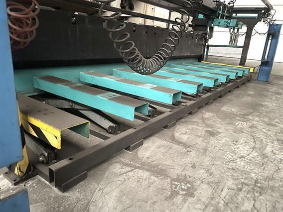 LVD MVS-C 4100 x 6 mm CNC