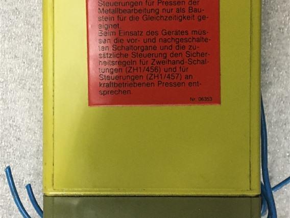 Pilz P2HZ/3 Safety relais 474 360