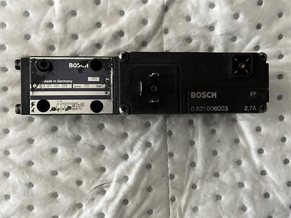 Bosch 0 / 811 404 039 / 0 831 006003 Solonoid valve