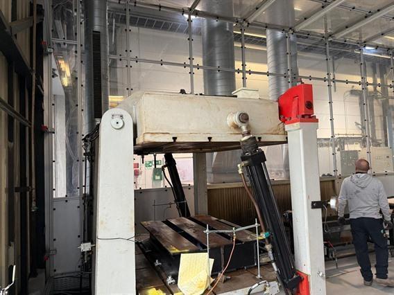 ESU Cannon 150 ton 