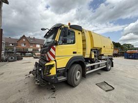 volvo Cleaning Truck , Vehicles (lift trucks - loading - cleaning etc)