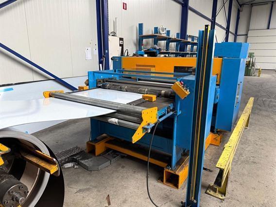 Forstner 1250 x 2 mm slitting & cut to length CNC