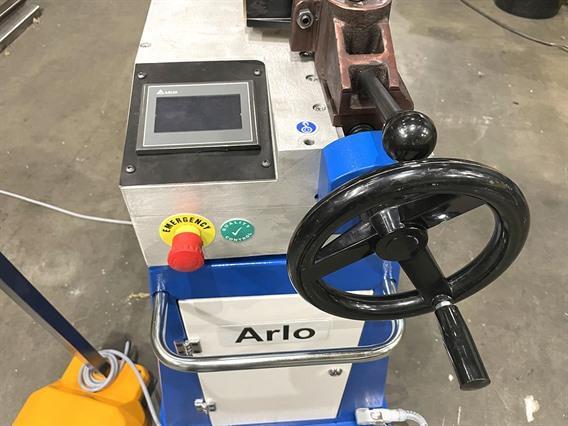 Arlo SPB60 CNC