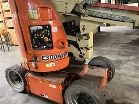 JLG E300 AJP, Various