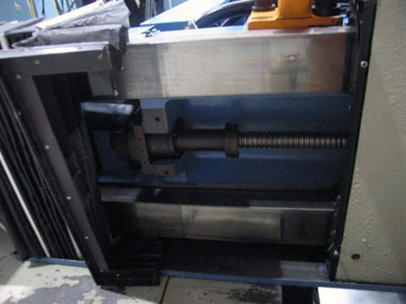 Mazak VQC 20/50B