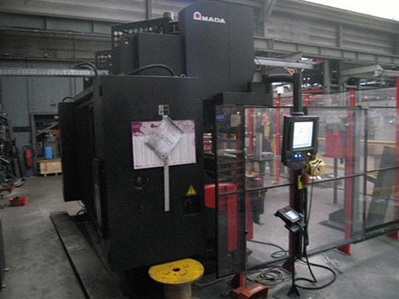 Amada Astro 100T x 3220 CNC Robot bending Cell