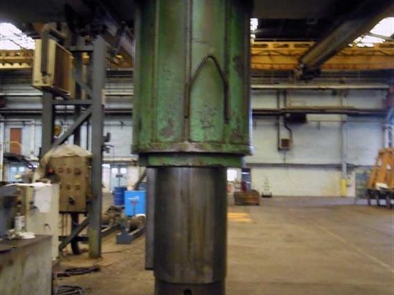 LVD 600 ton Dish end forming press