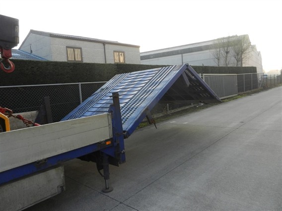 Renders Trailer / low bed 19 ton