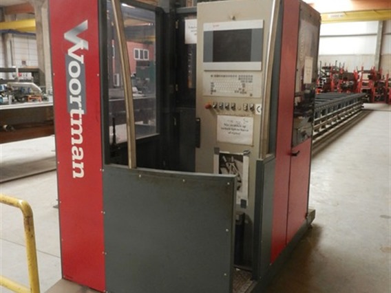 Voortman V600 drilling system for beams