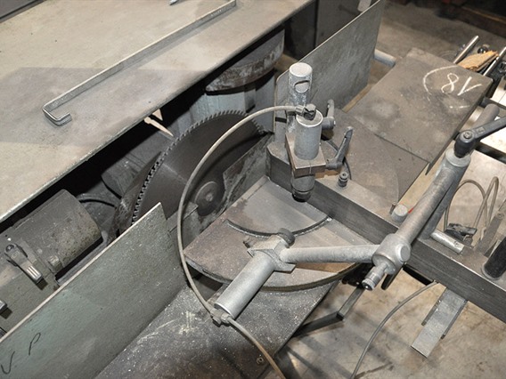 Schüco notching saw