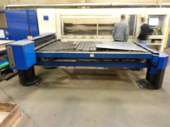 Trumpf L2530 1250 x 2500 mm 2,4 kW