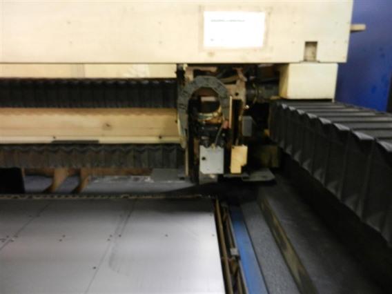 Trumpf L2530 1250 x 2500 mm 2,4 kW