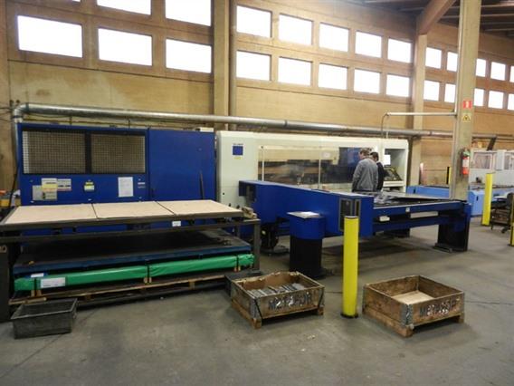 Trumpf L2530 1250 x 2500 mm 2,4 kW