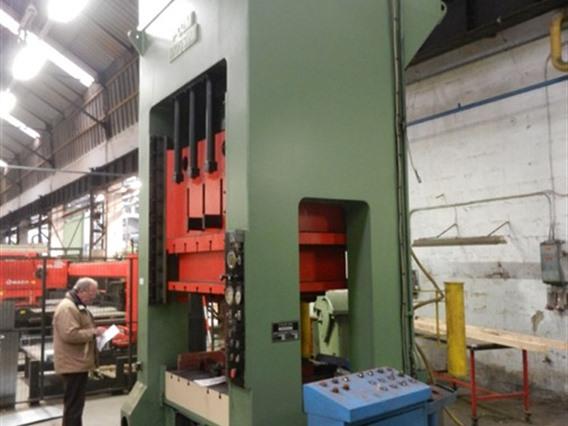 Mossini 250 ton + 120 ton 