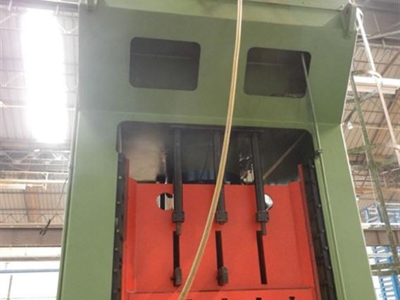 Mossini 250 ton + 120 ton 