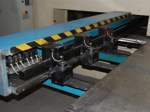 LVD Delta LB 1250 TN CNC