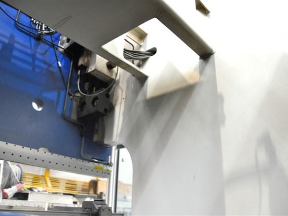 Trumpf TrumaBend V130 130 ton x 3060 mm CNC