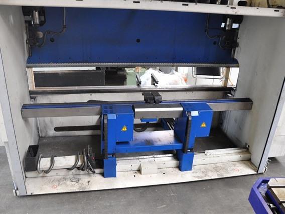 Trumpf TrumaBend V2300S 230 ton x 4250 mm CNC